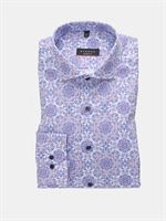 Smart Eterna skjorte med ekstra ærmelængde 68 cm. i print mønster i blå og lilla. Cut-away krave.  Modern Fit 3301 16 X07V